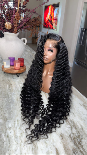 LUXURY BODY WAVE w/ BOMB CRIMP CURLS